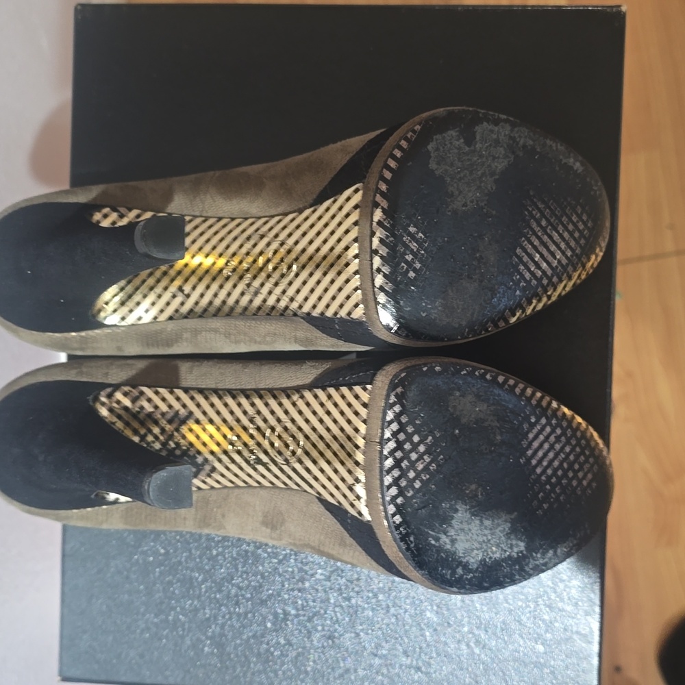 Chanel Women's Two-Tone Heels - Picture 3 of 6